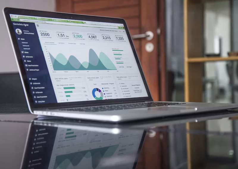 Complete Guide to Running Payroll for Remote Teams